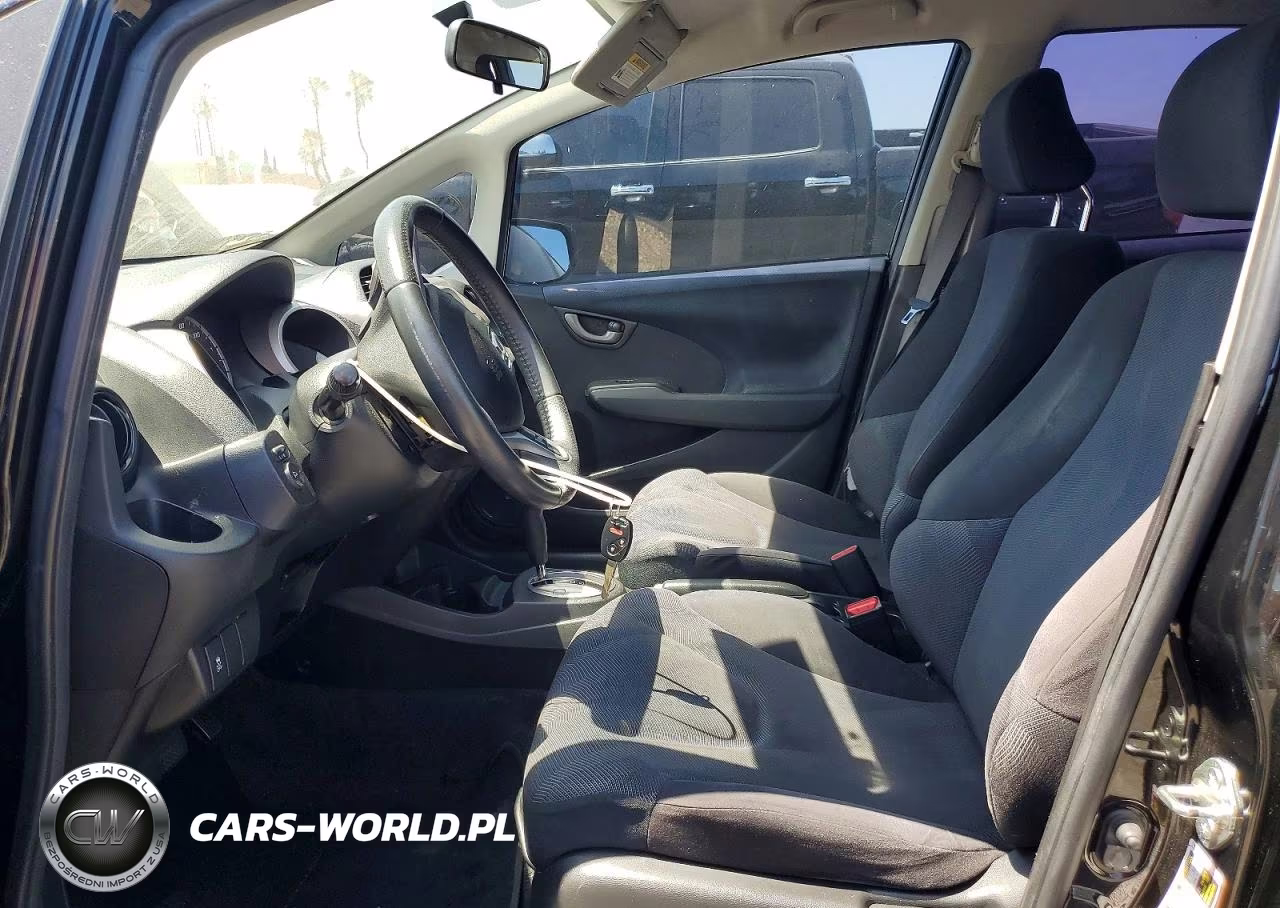 2011 Honda Fit Sport VIN:JHMGE8H53BC004574 - 7