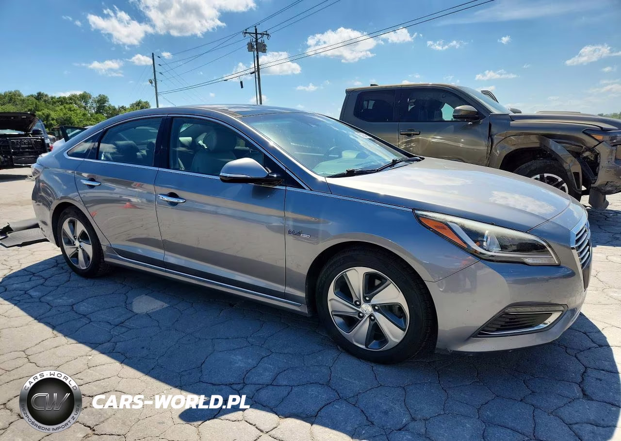 2017 Hyundai Sonata Hybrid Limited VIN:KMHE34L19HA059459 - 4