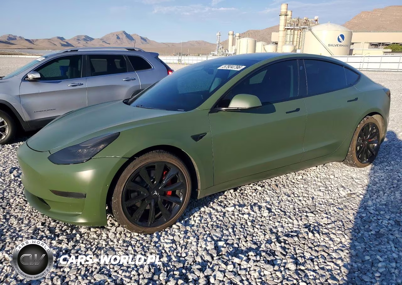 2020 Tesla Model 3 – zdjęcie 1 z 12
