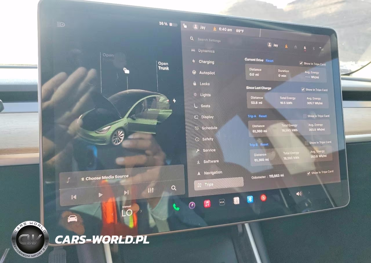 2020 Tesla Model 3 VIN:5YJ3E1EB7LF638525 - 9
