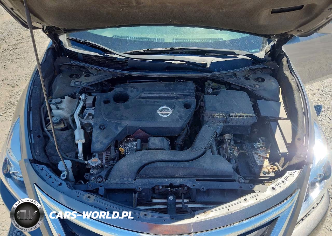 2014 Nissan Altima 2.5 S VIN:1N4AL3AP0EN355159 - 11