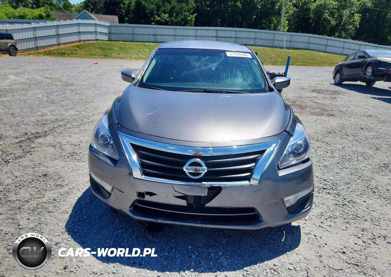 2014 Nissan Altima 2.5 S VIN:1N4AL3AP0EN355159 - 5