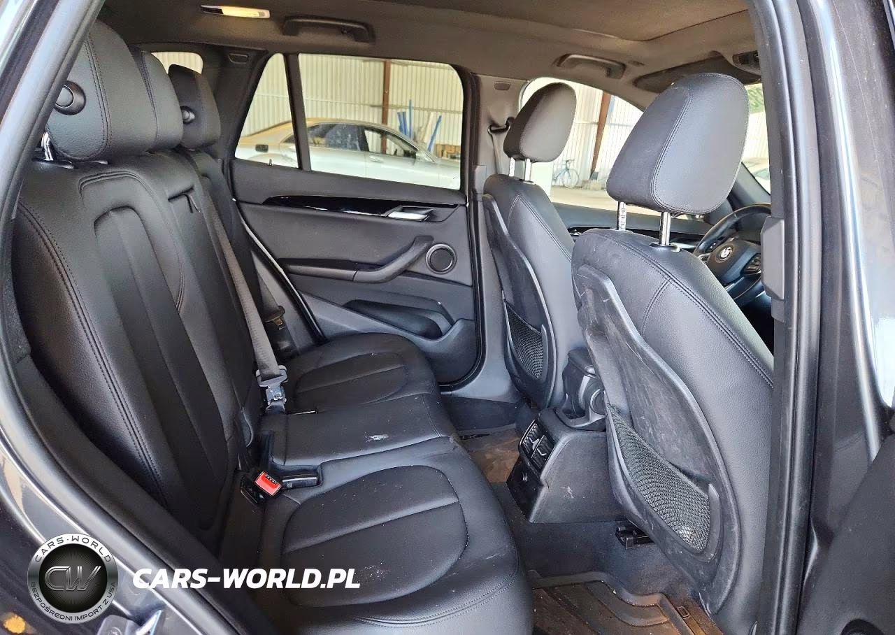 2018 BMW X1 VIN:WBXHT3C37J5F91908 - 10