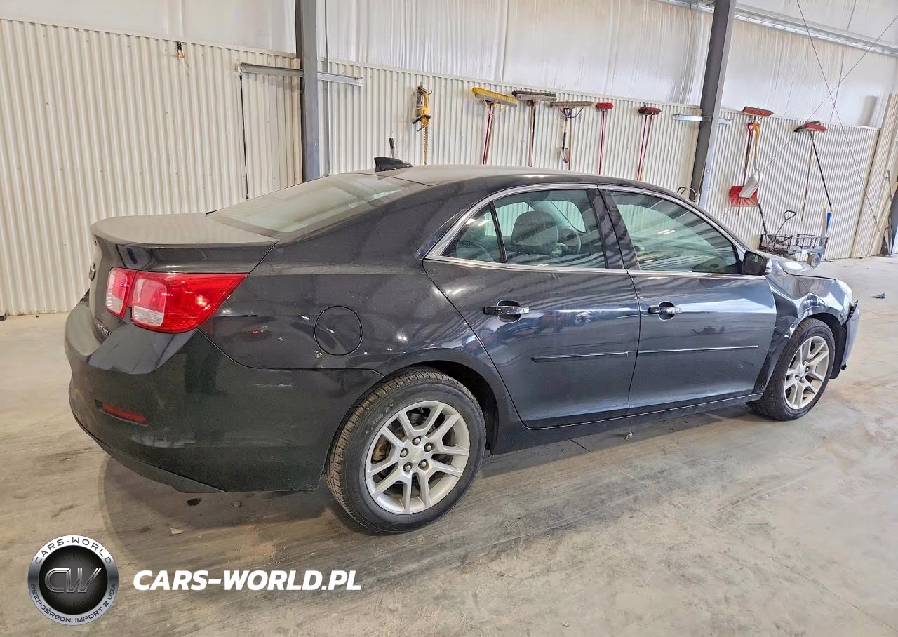 2015 Chevrolet Malibu 1Lt VIN:1G11C5SLXFF321090 - 3