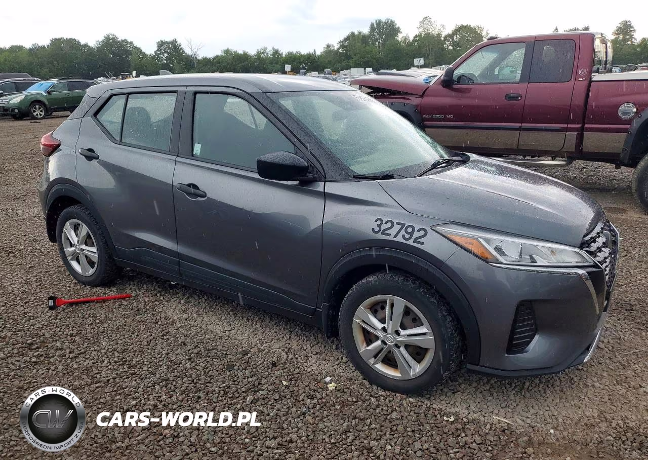 2021 Nissan Kicks S VIN:3N1CP5BVXML465881 - 4