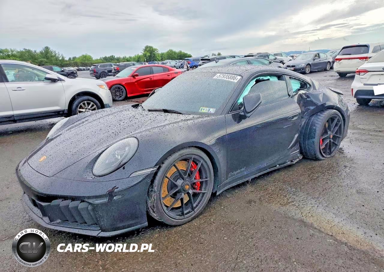 2026 Porsche 911 Carrera Gts