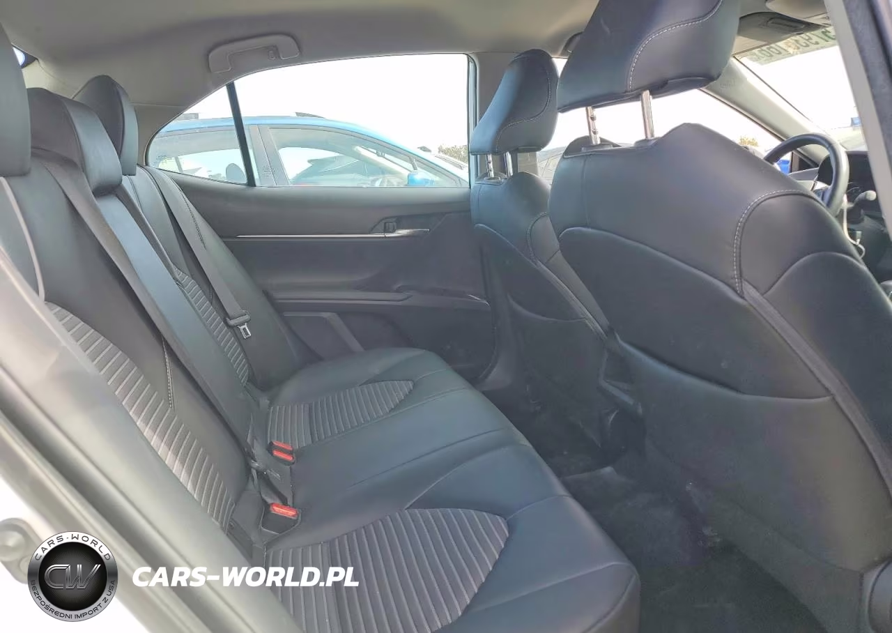 2019 Toyota Camry Se VIN:4T1B11HK2KU832142 - 10