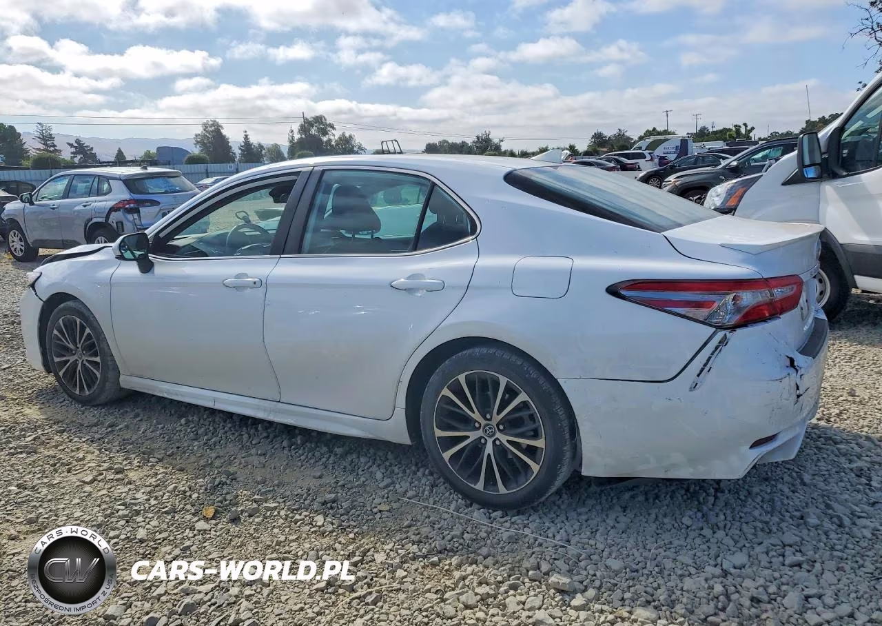 2019 Toyota Camry Se VIN:4T1B11HK2KU832142 - 2