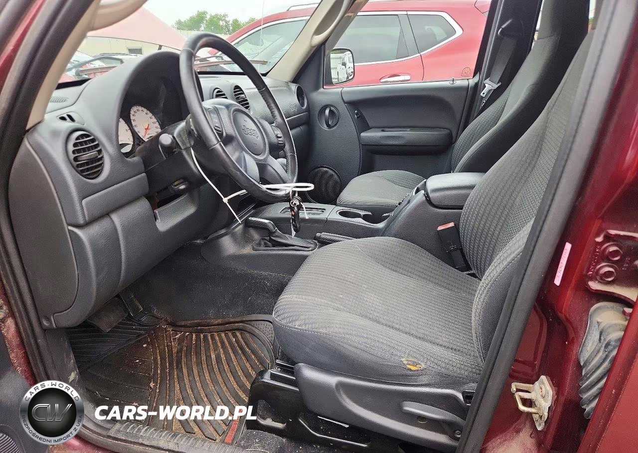 2003 Jeep Liberty Sport VIN:1J4GL48K23W558690 - 7