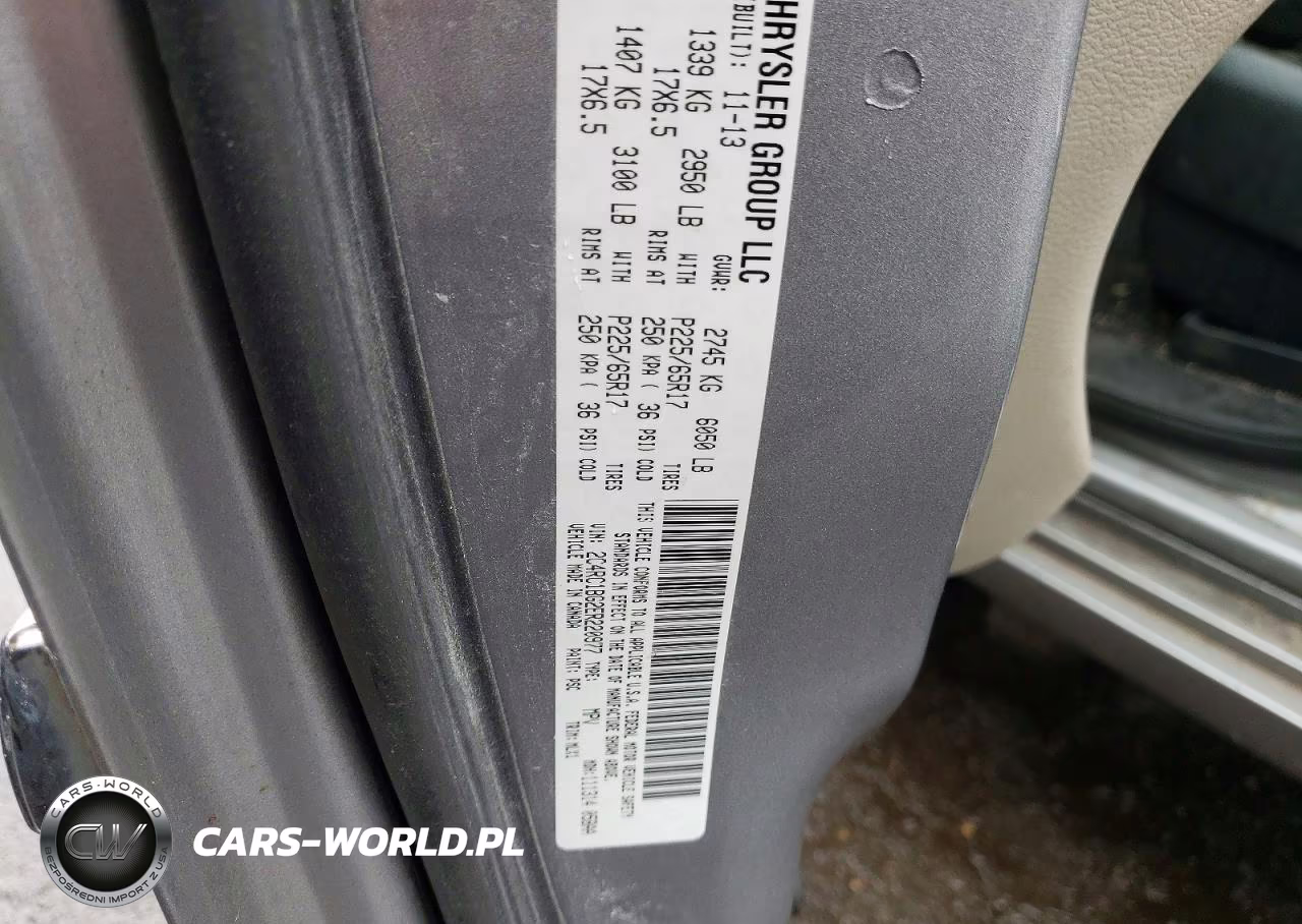 2014 Chrysler Town & Country Touring VIN:2C4RC1BG2ER220977 - 13