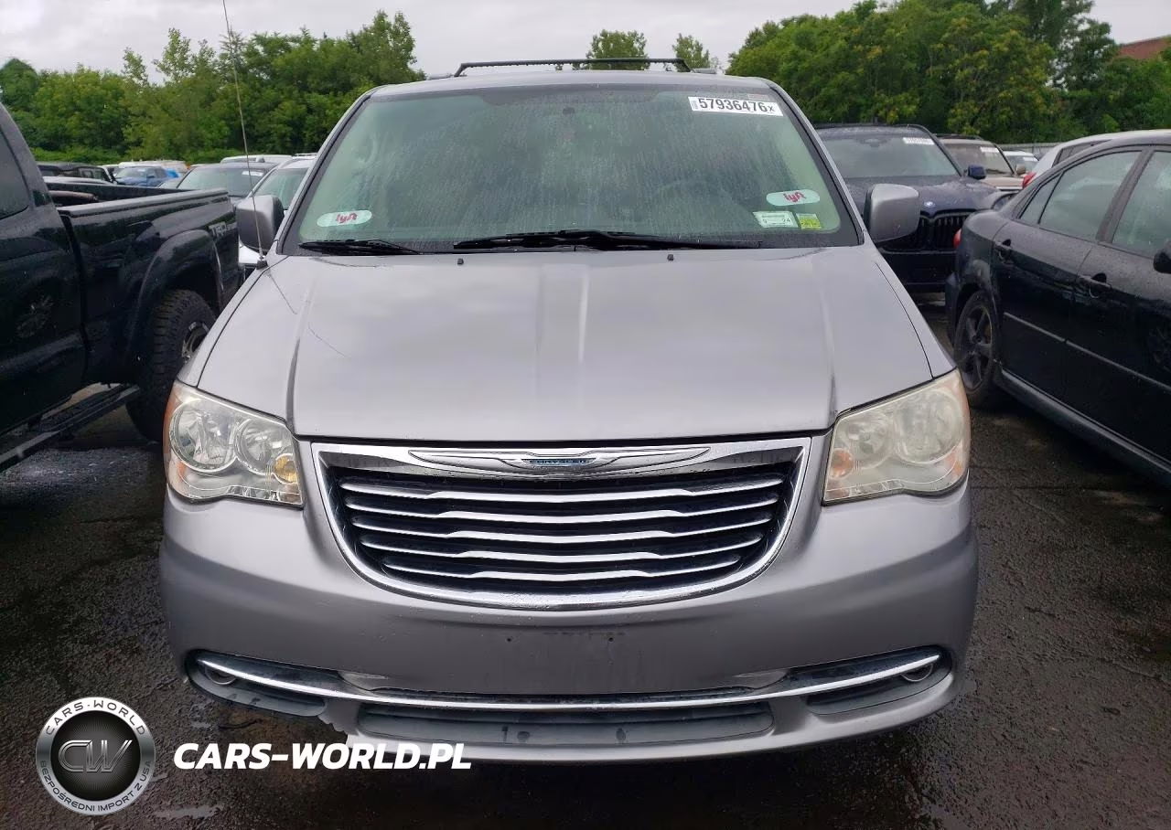 2014 Chrysler Town & Country Touring VIN:2C4RC1BG2ER220977 - 5