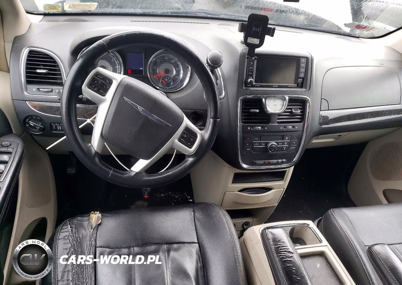 2014 Chrysler Town & Country Touring VIN:2C4RC1BG2ER220977 - 8