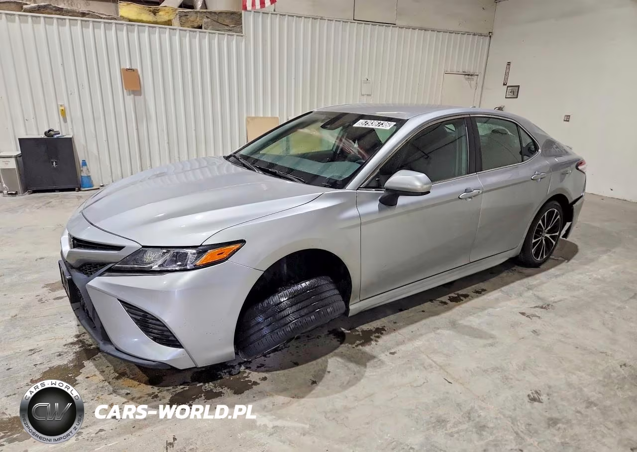 2020 Toyota Camry Se