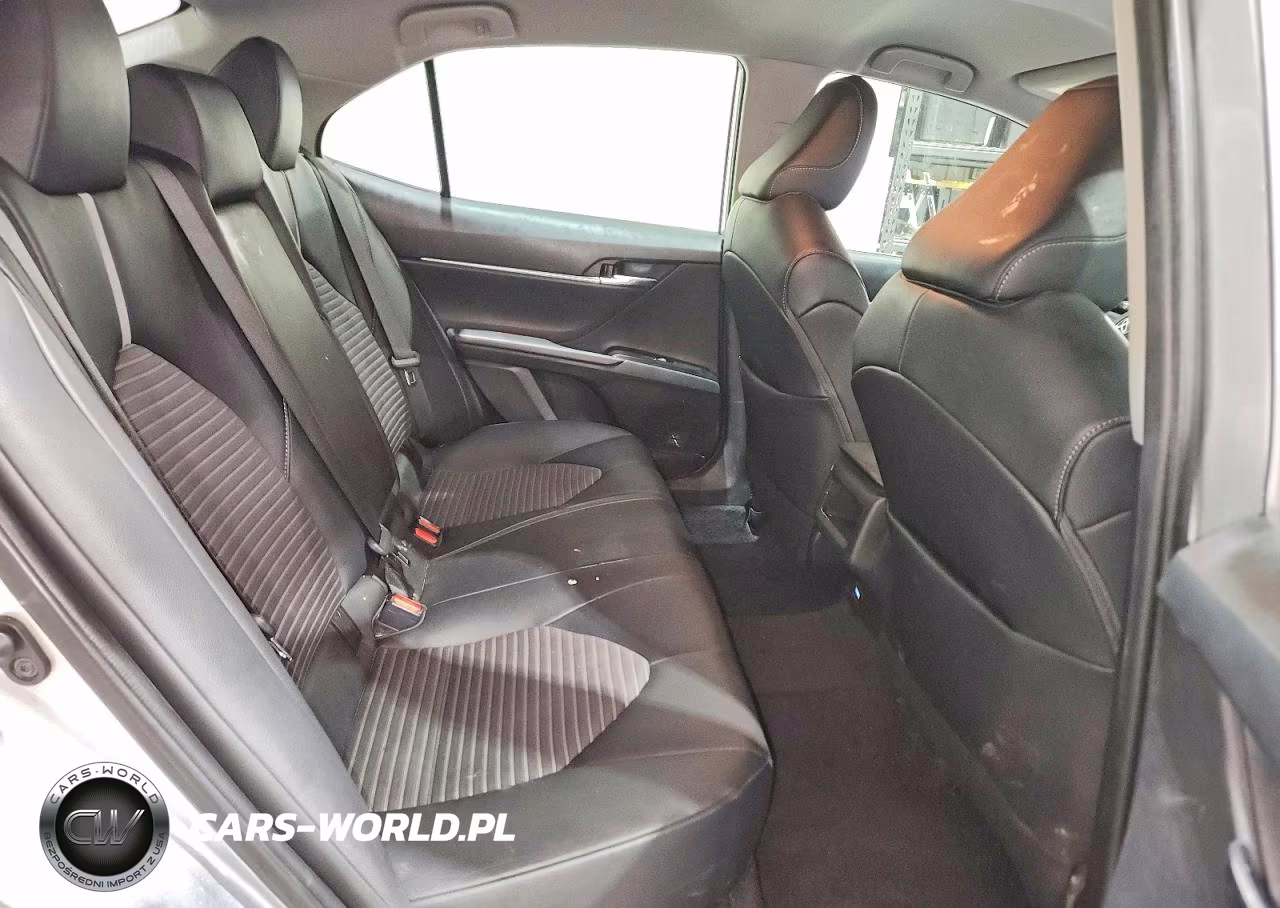 2020 Toyota Camry Se VIN:4T1G11AK7LU906785 - 10
