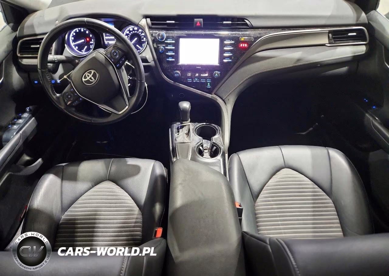 2020 Toyota Camry Se VIN:4T1G11AK7LU906785 - 8