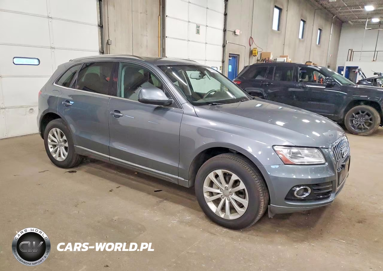 2014 Audi Q5 Premium Plus VIN:WA1LFAFP3EA074708 - 4