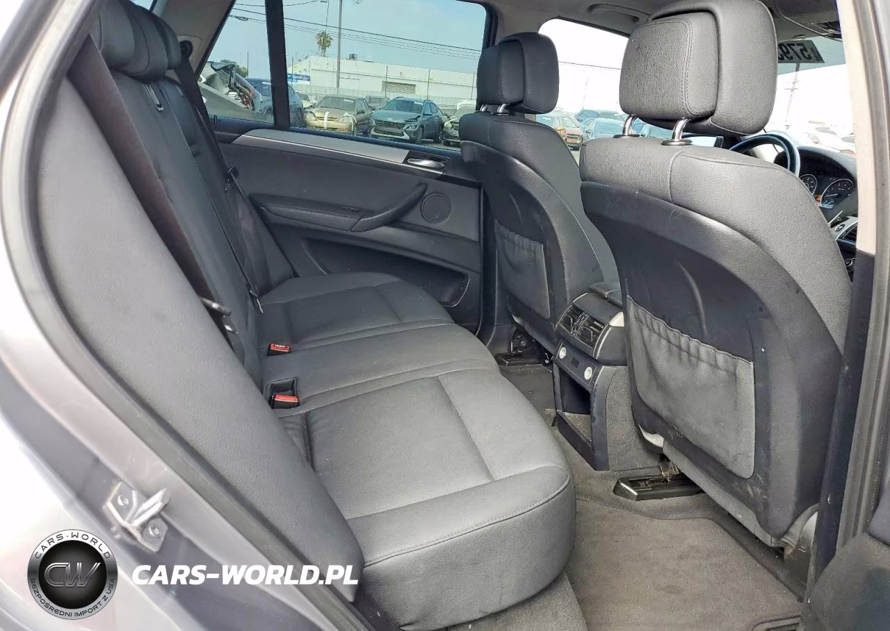 2013 BMW X5 xDrive35I VIN:5UXZV4C55D0G51932 - 11