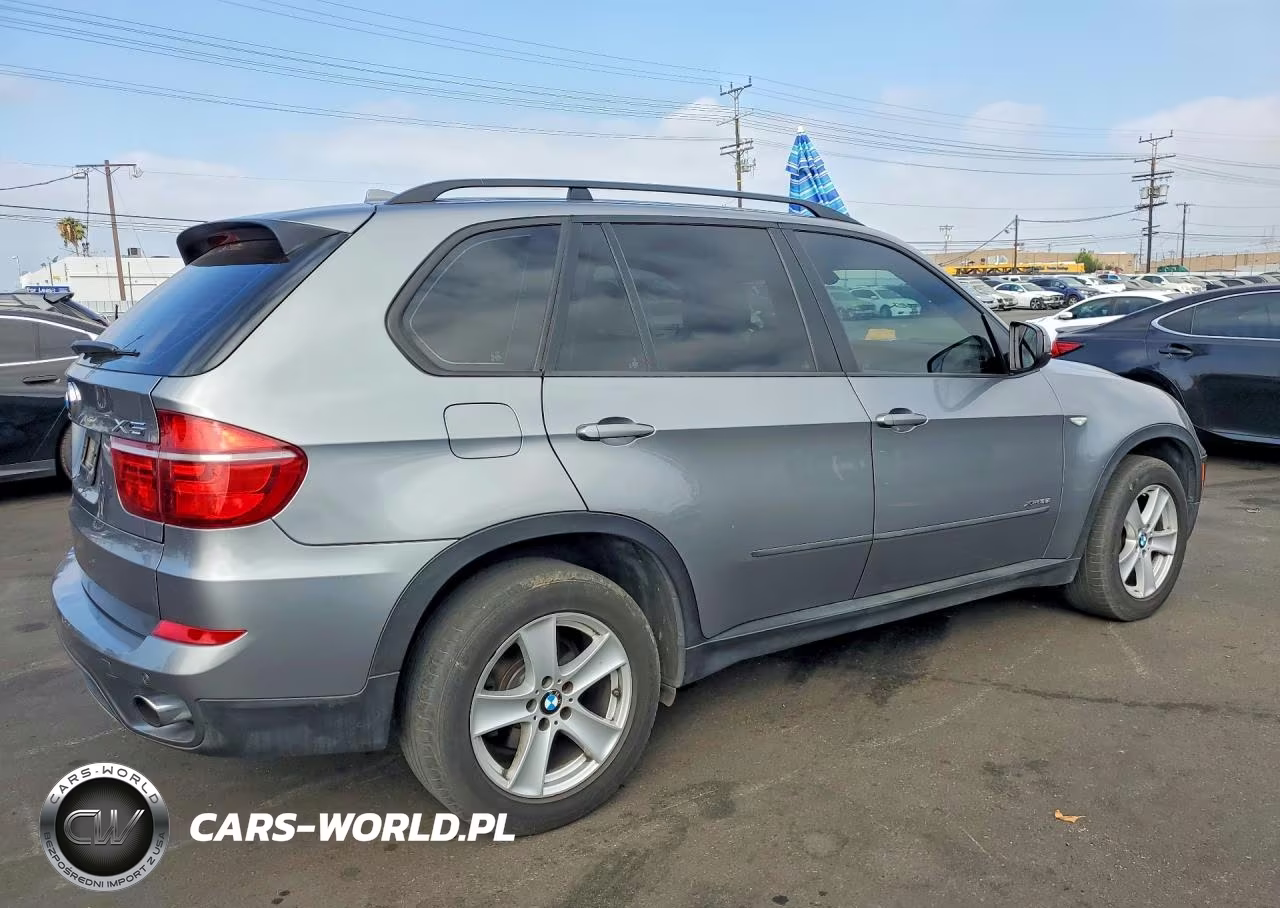 2013 BMW X5 xDrive35I VIN:5UXZV4C55D0G51932 - 3