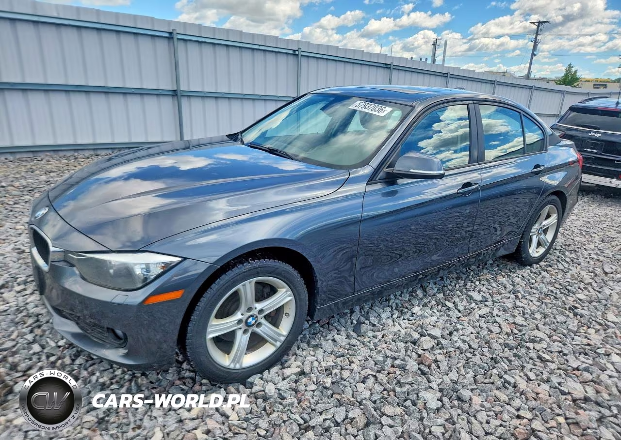 2015 BMW 320 I xDrive – zdjęcie 1 z 12