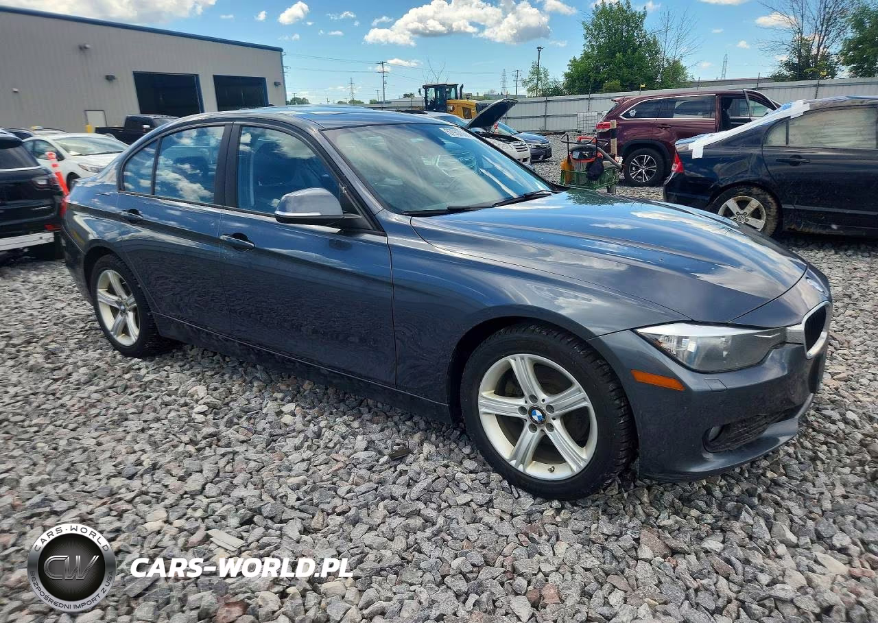 2015 BMW 320 I xDrive VIN:WBA3C3G55FNT51132 - 4