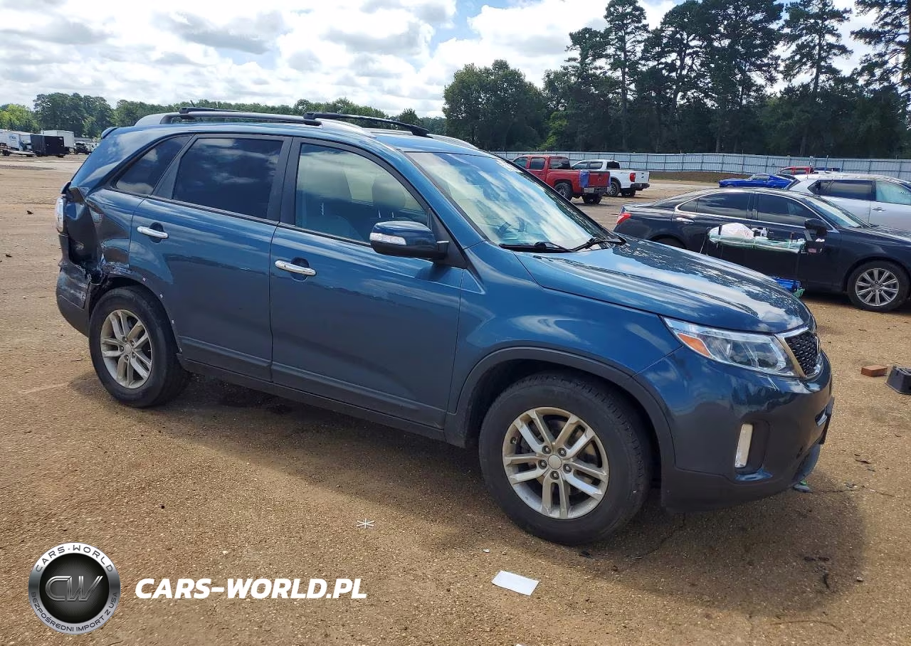 2014 Kia Sorento Lx VIN:5XYKT3A6XEG444458 - 4