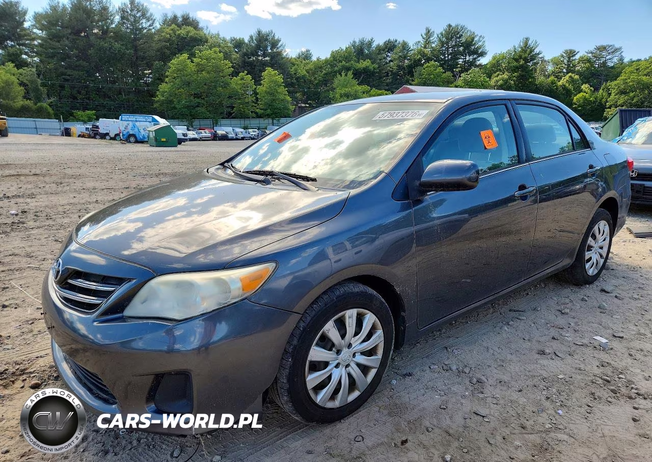 2013 Toyota Corolla Le – zdjęcie 1 z 13