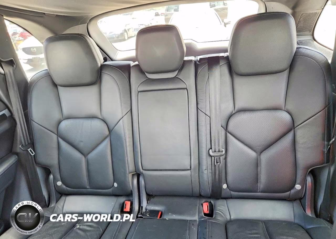 2012 Porsche Cayenne S VIN:WP1AB2A27CLA40815 - 10