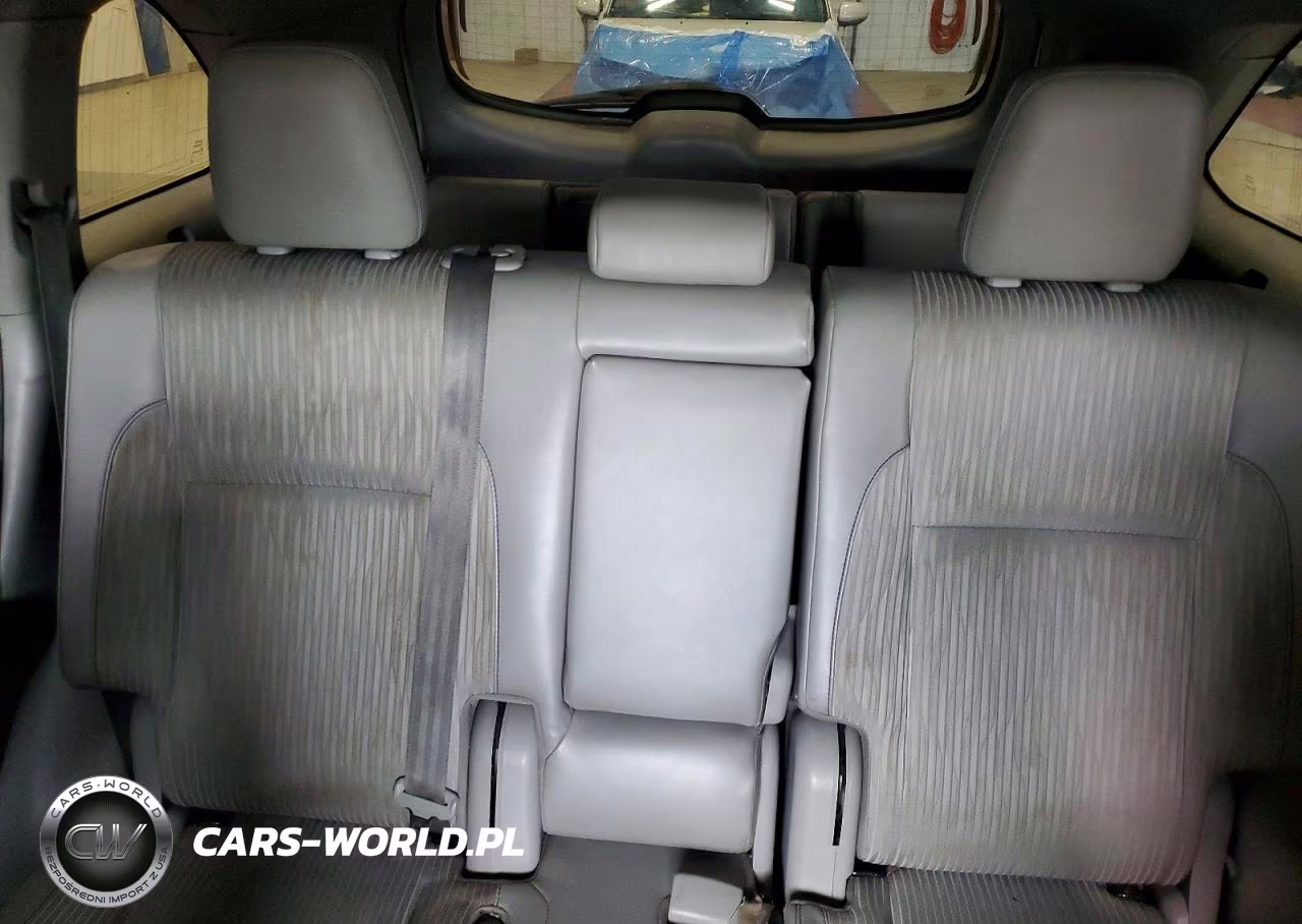 2019 Toyota Highlander Le Plus VIN:5TDBZRFH2KS996496 - 10