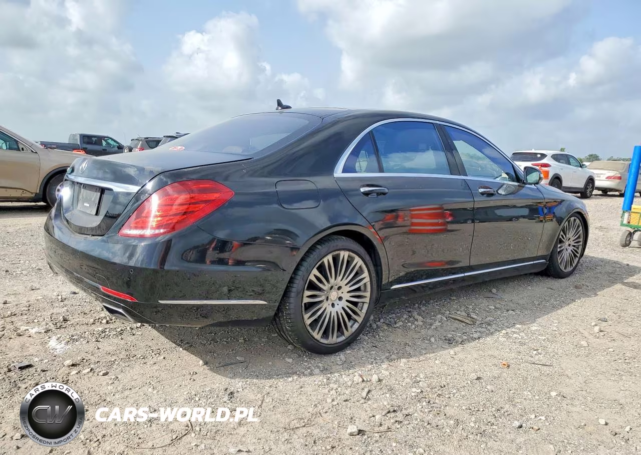 2017 Mercedes-Benz S 550 VIN:WDDUG8CB8HA313057 - 3
