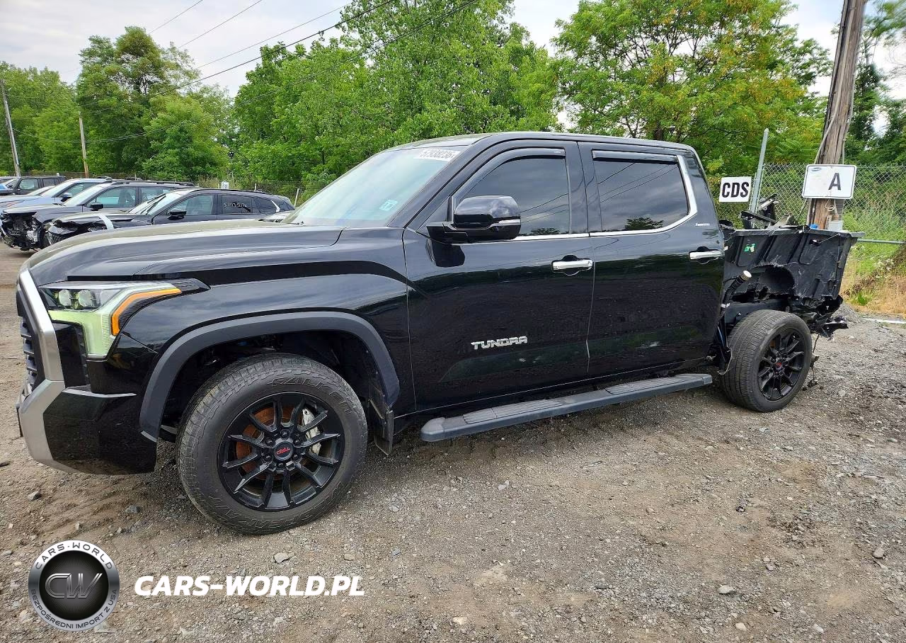 2023 Toyota Tundra Crewmax Limited – zdjęcie 1 z 13