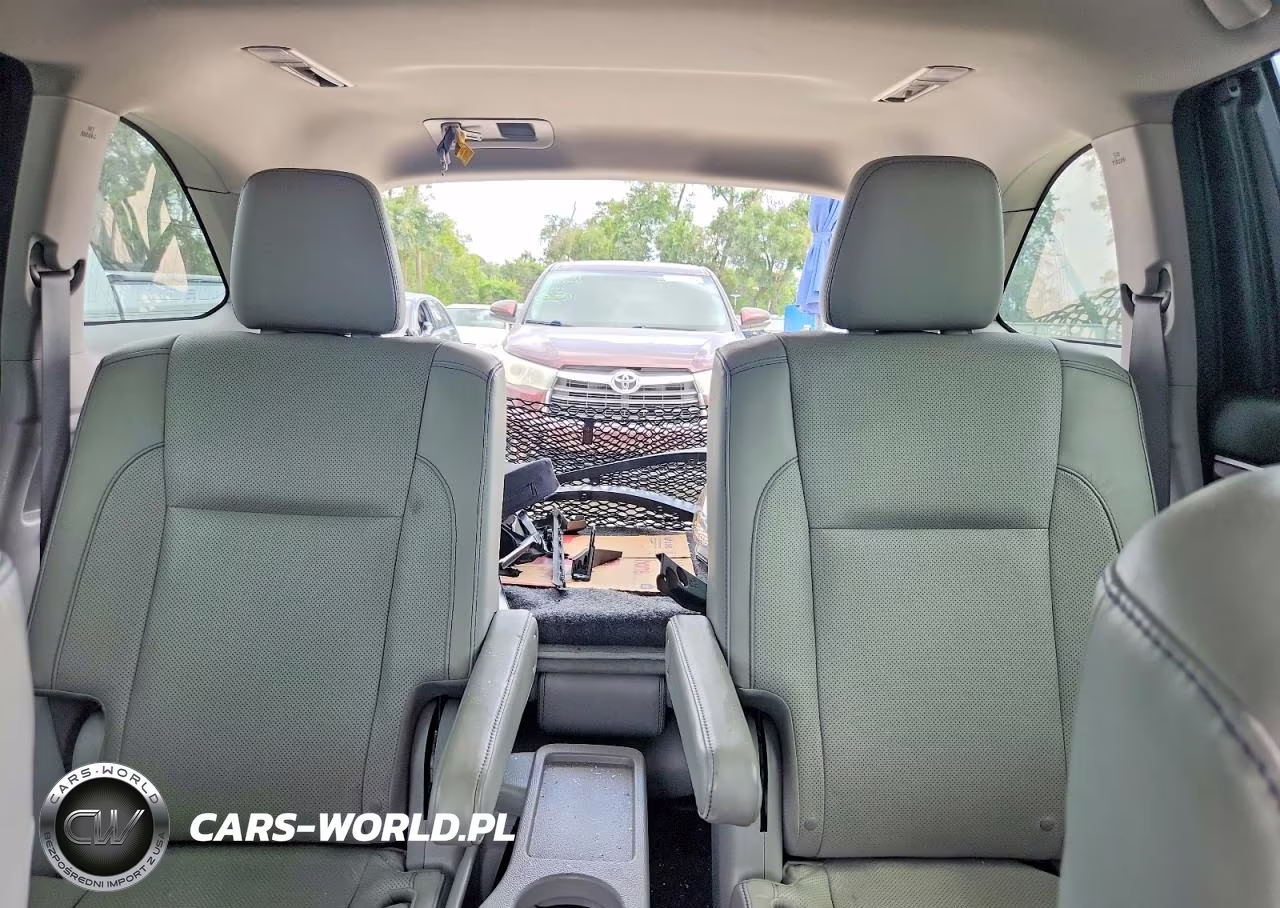 2016 Toyota Highlander Limited Platinum VIN:5TDYKRFH8GS161668 - 10