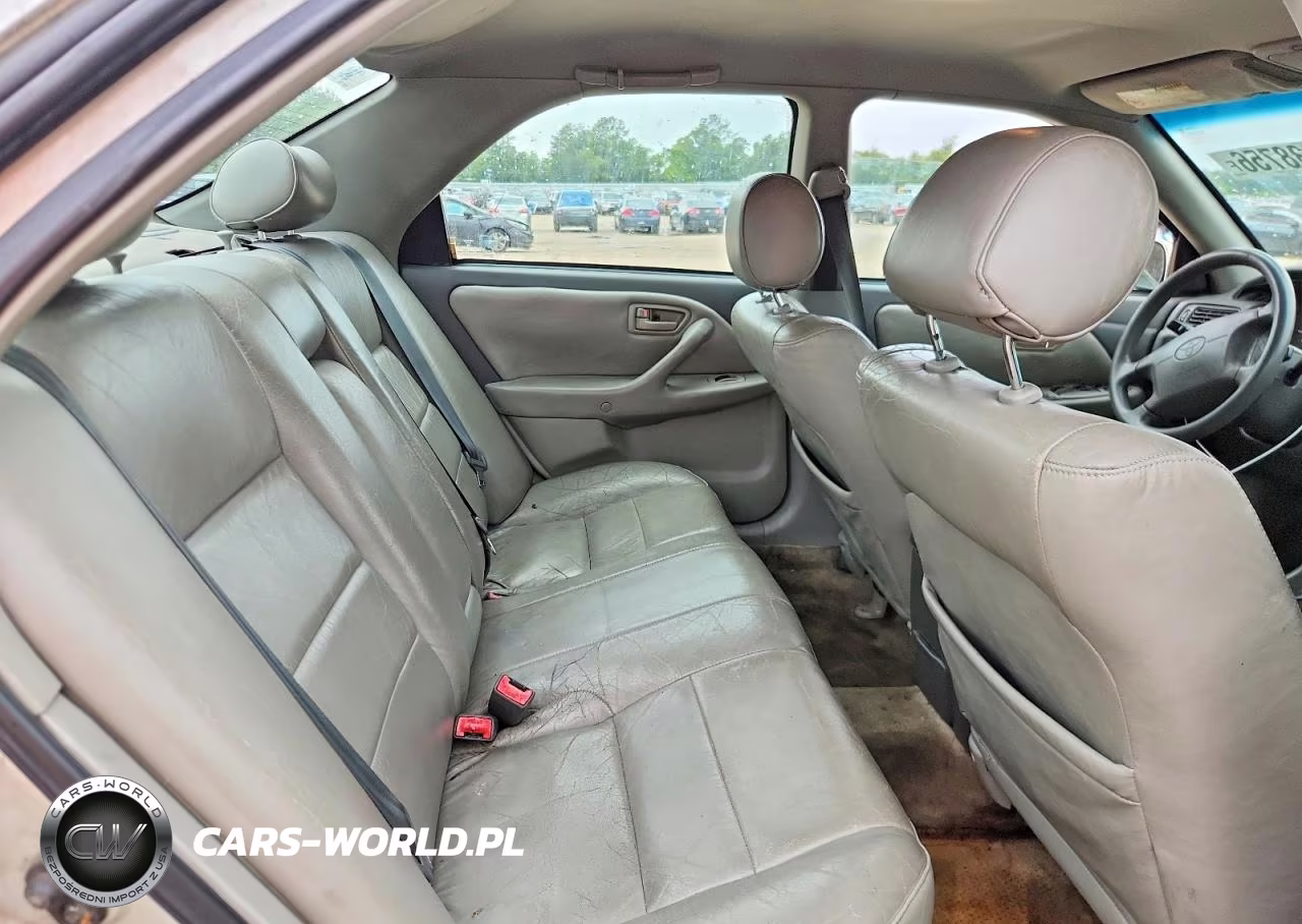 2000 Toyota Camry Le VIN:4T1BF28K4YU097003 - 10