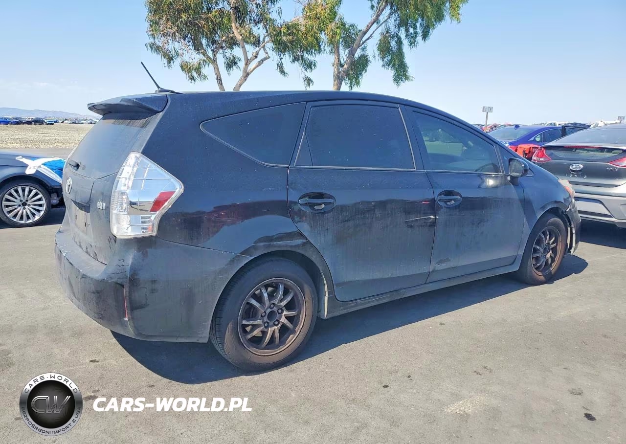 2014 Toyota Prius V Three VIN:JTDZN3EU1EJ010348 - 3