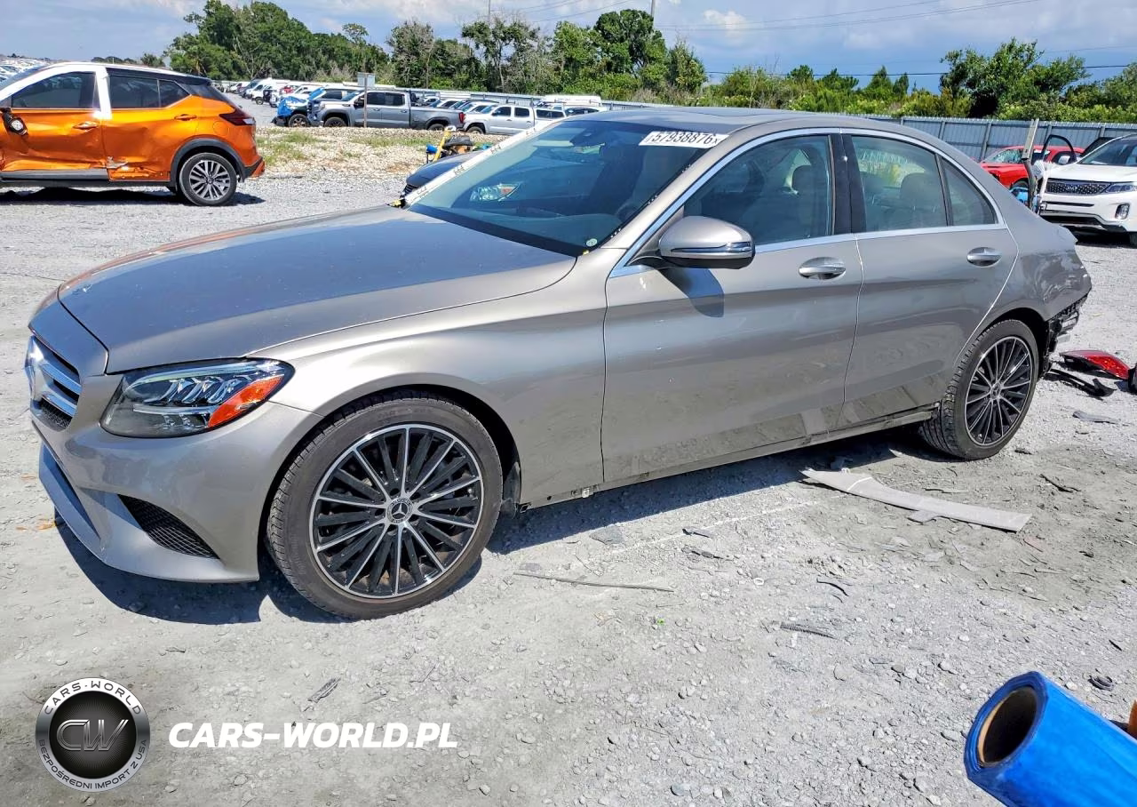 2021 Mercedes-Benz C 300