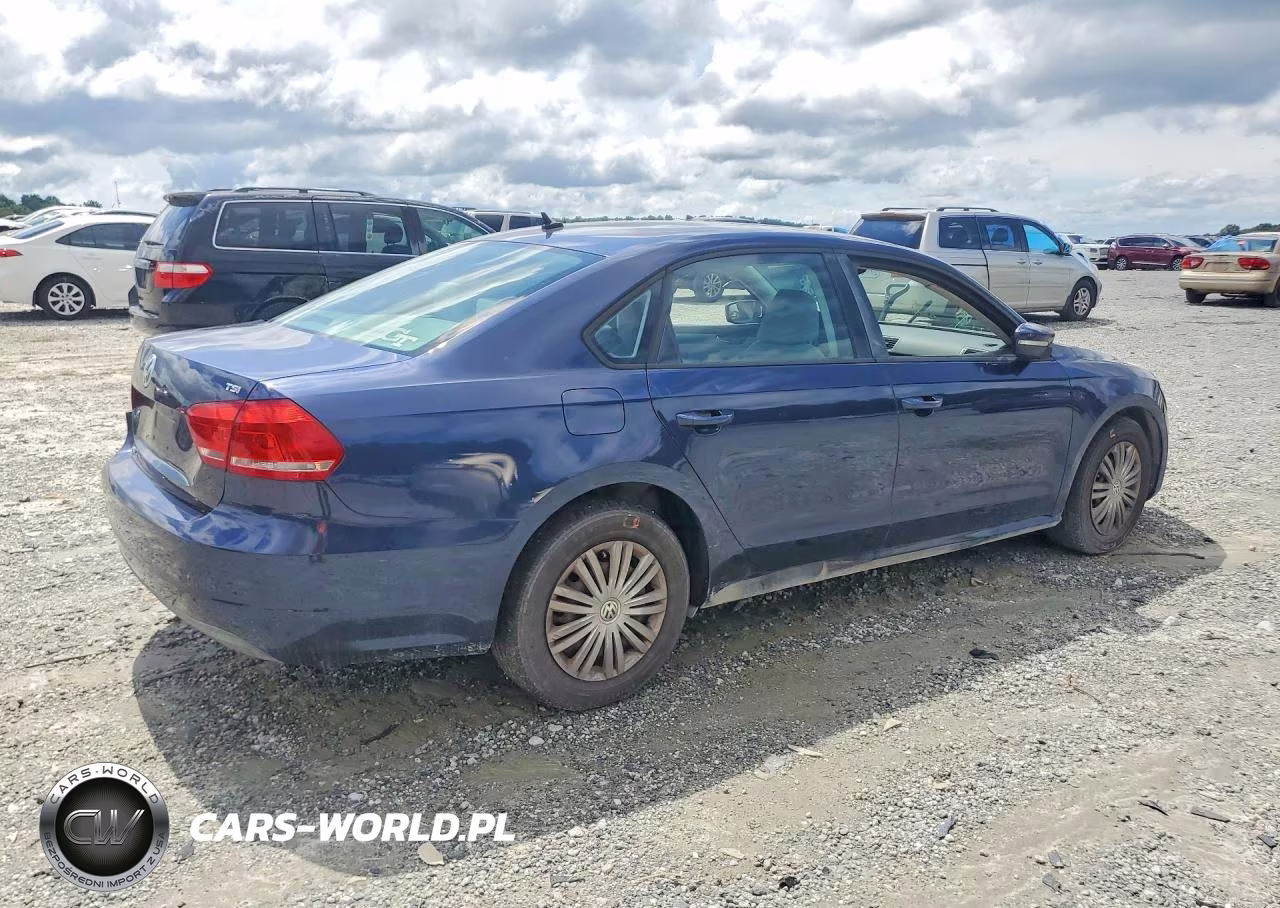 2014 Volkswagen Passat S VIN:1VWAS7A38EC031256 - 3