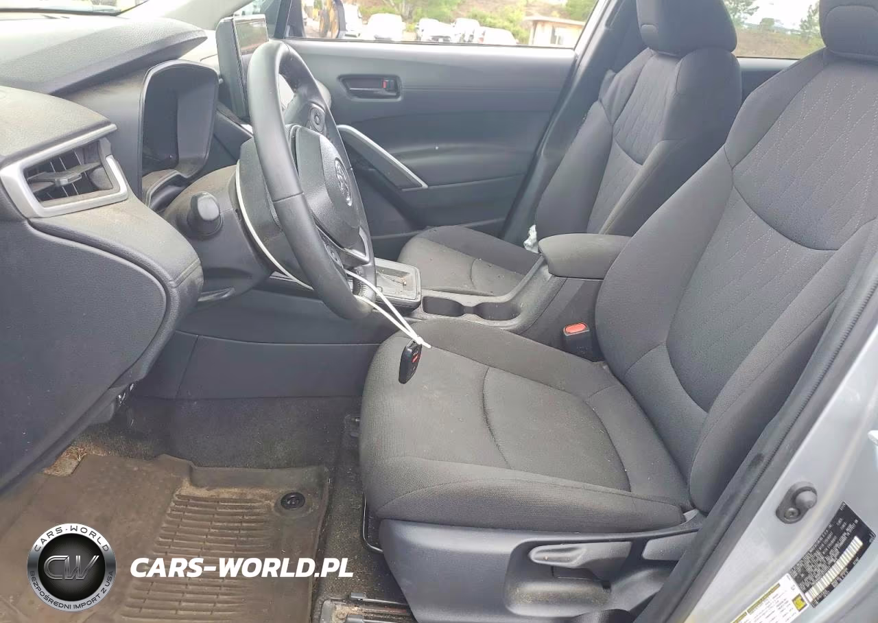 2026 Toyota Corolla Cross Le VIN:7MUCAAAG4TV177721 - 7