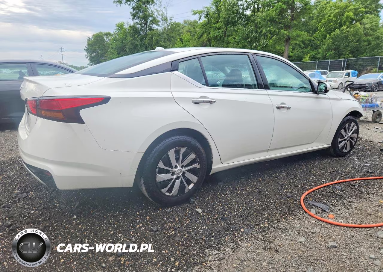 2020 Nissan Altima 2.5 S VIN:1N4BL4BV2LC243513 - 3