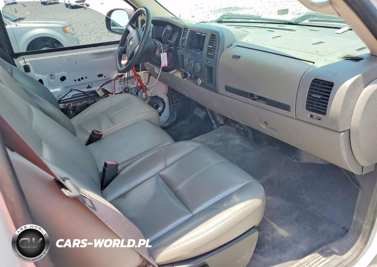 2011 Chevrolet Silverado C1500 VIN:1GCNCPEX2BZ228544 - 8