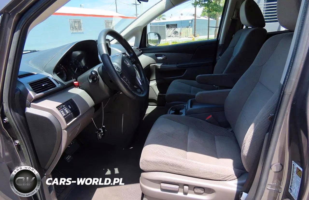 2015 Honda Odyssey Ex VIN:5FNRL5H48FB051694 - 9