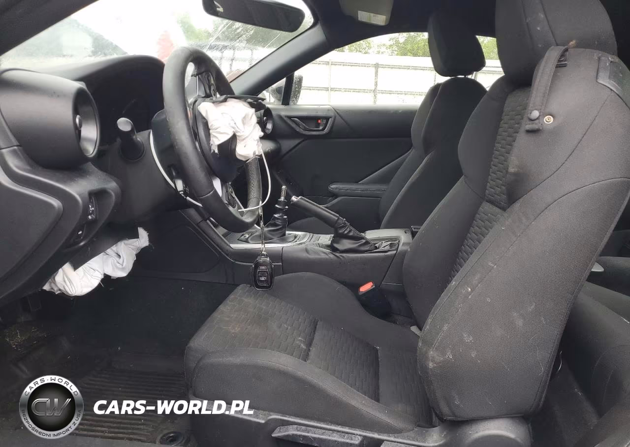 2023 Toyota Gr 86 VIN:JF1ZNBB13P9758940 - 7