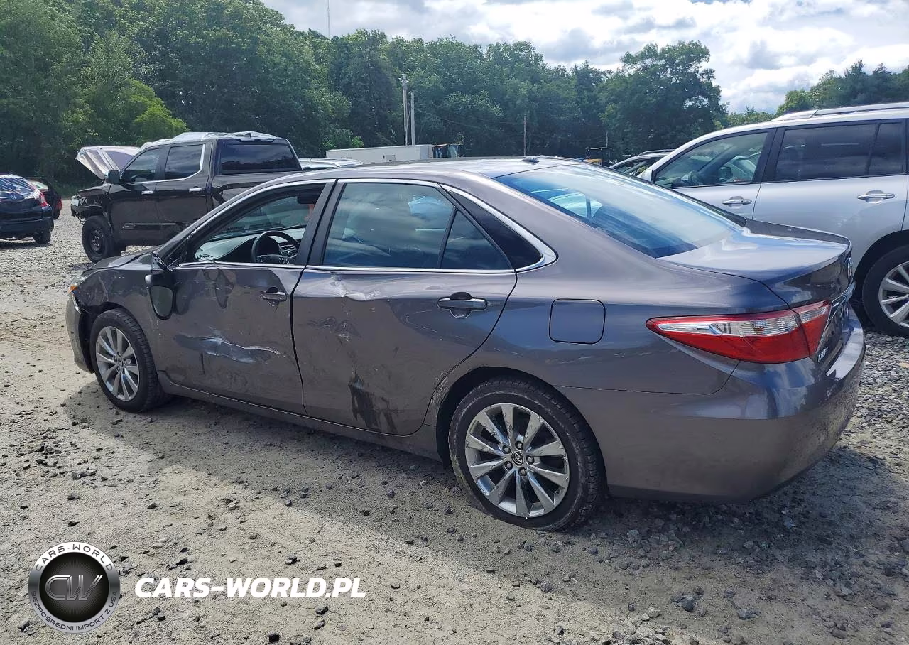 2015 Toyota Camry Xle VIN:4T4BF1FK4FR495358 - 2