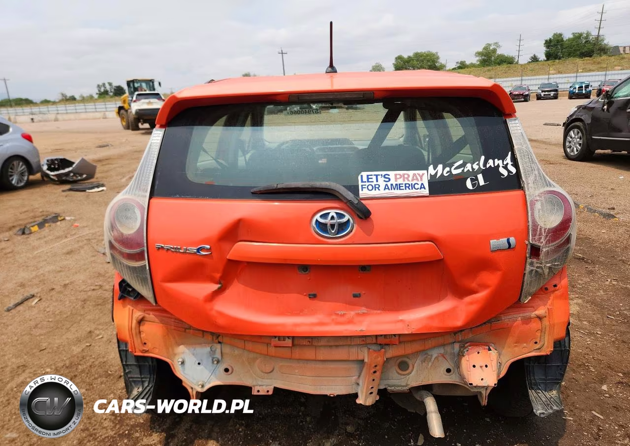 2012 Toyota Prius C Two VIN:JTDKDTB37C1029418 - 6
