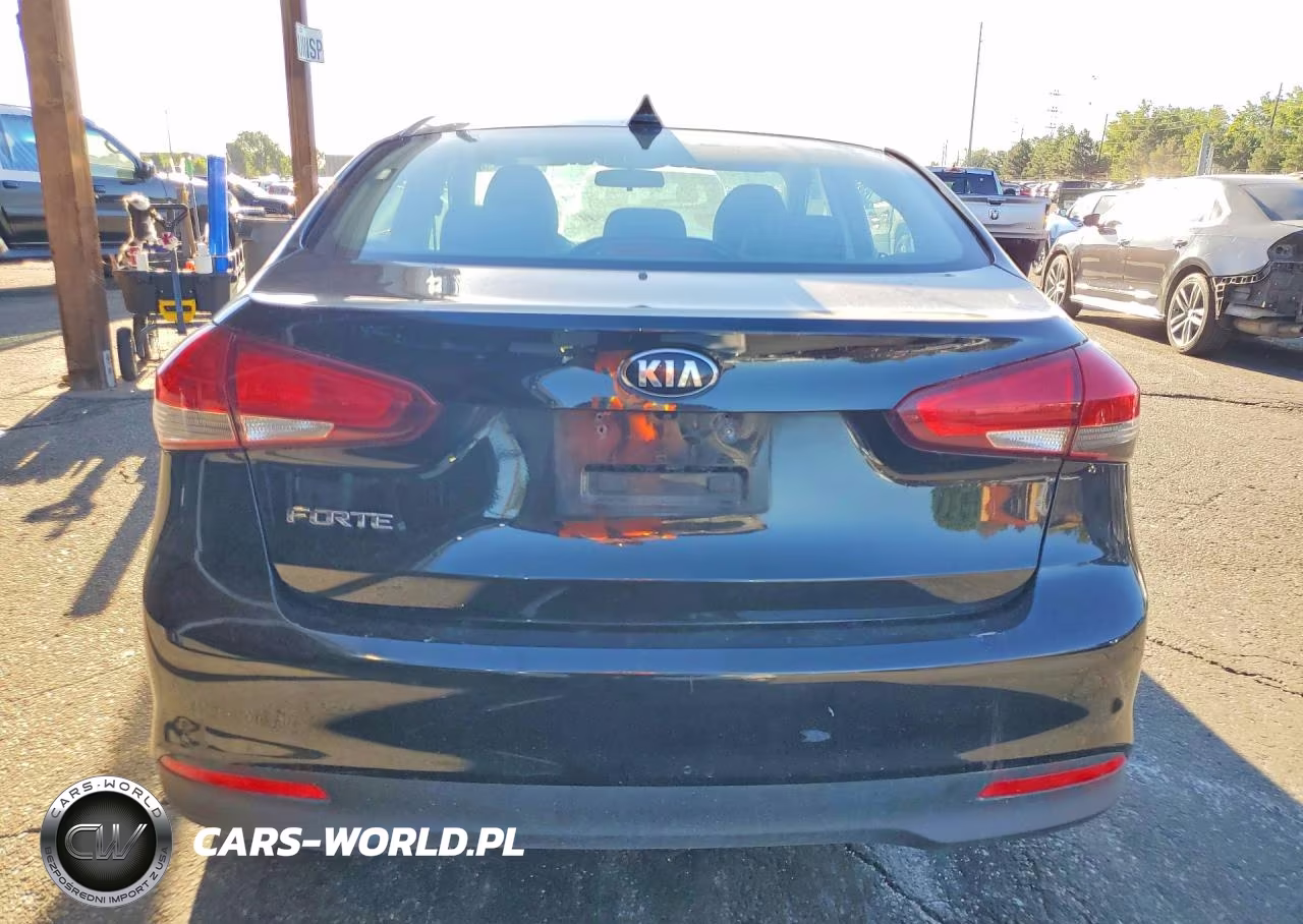 2018 Kia Forte Lx VIN:3KPFL4A76JE256897 - 6