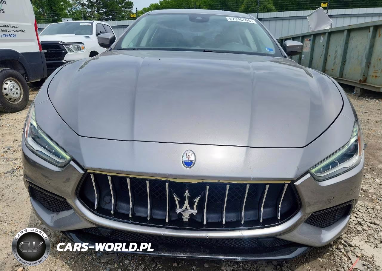 2018 Maserati Ghibli Sport VIN:ZAM57XSS4J1304934 - 5