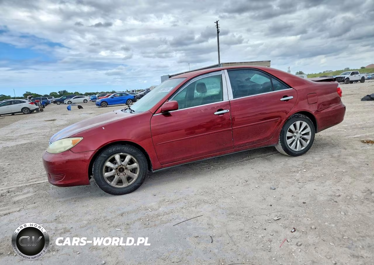 2005 Toyota Camry Le