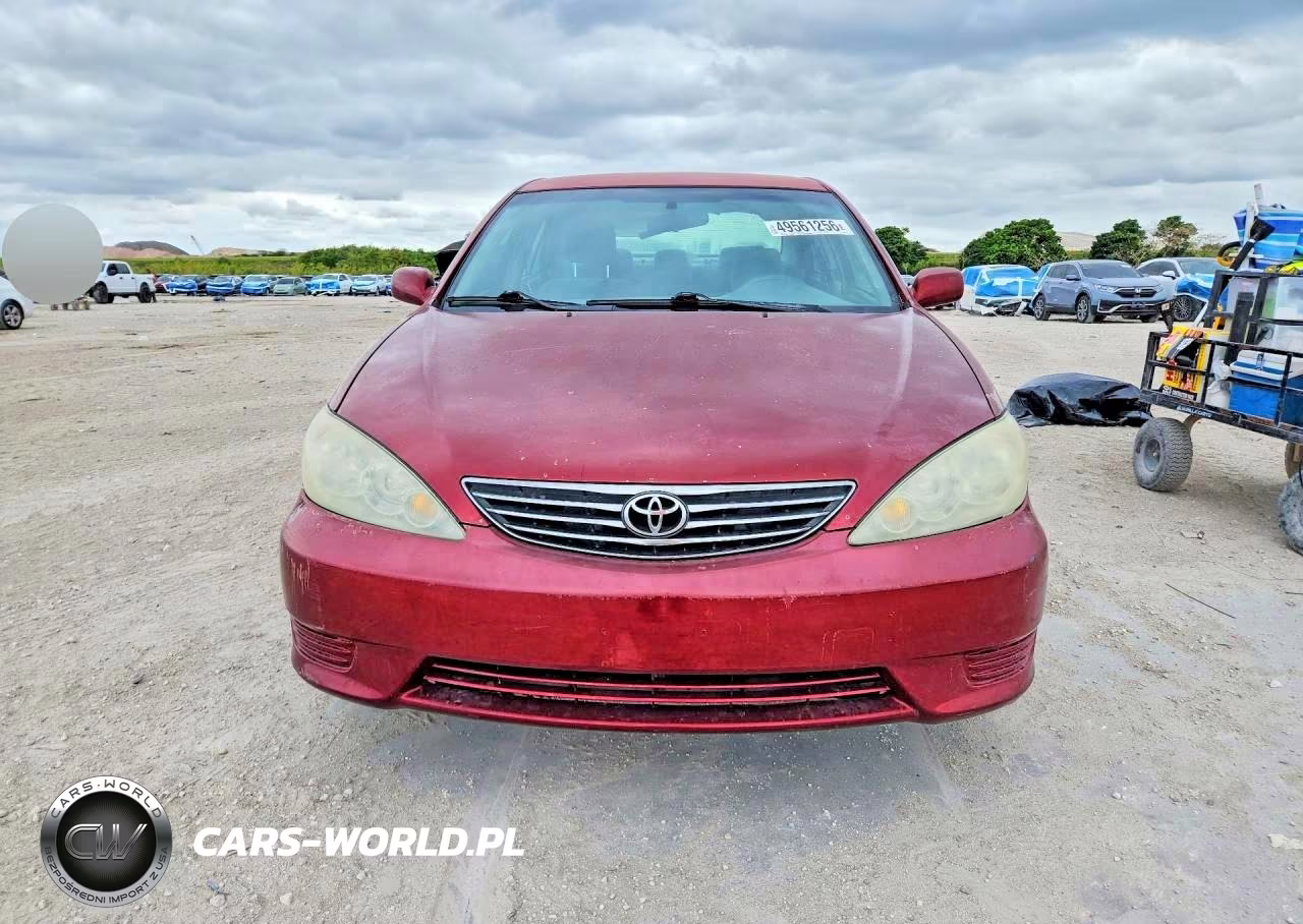 2005 Toyota Camry Le VIN:4T1BE32K75U092150 - 5