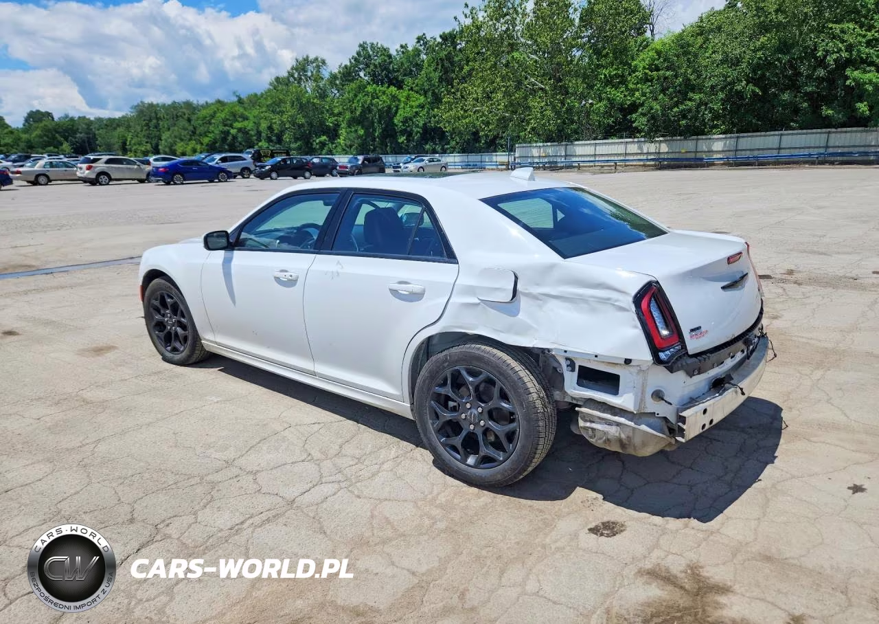 2023 Chrysler 300 Touring L VIN:2C3CCASG1PH707266 - 2