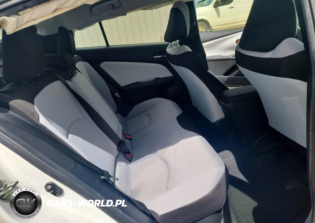 2022 Toyota Prius L Eco VIN:JTDKAMFU4N3189698 - 11