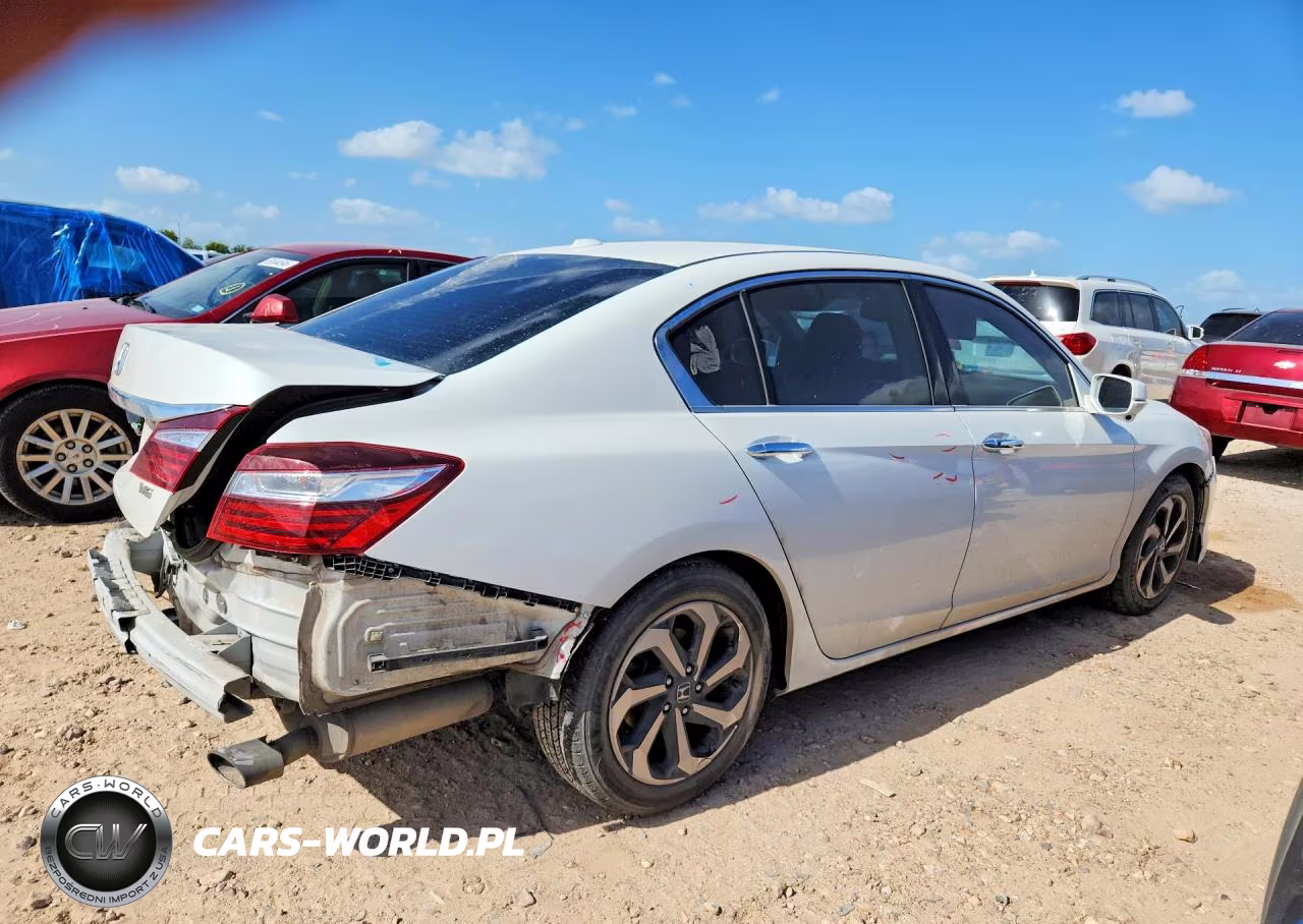 2017 Honda Accord Exl VIN:1HGCR3F05HA030923 - 3