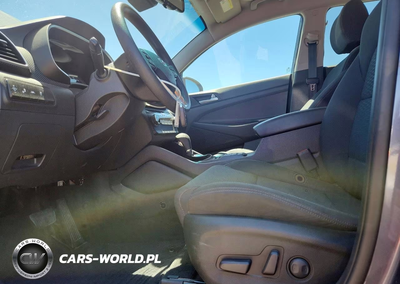 2021 Hyundai Tucson Value VIN:KM8J33A47MU403062 - 7